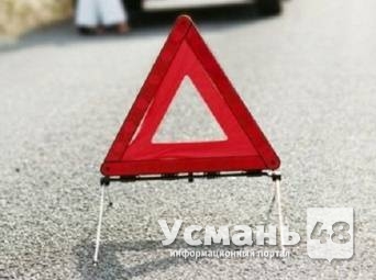 В с. Октябрьское столкнулись «ВАЗ 2108 » и грузовой автомобиль КАМАЗ