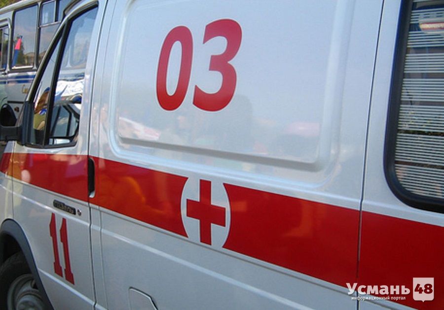В Усманском районе водитель ВАЗ-2110 допустил наезд на двух женщин