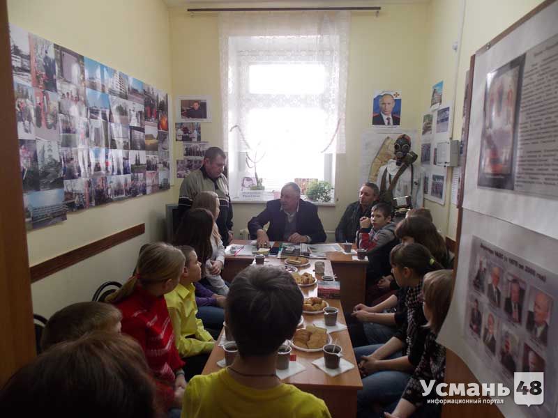Встреча учащихся Усманской коррекционной школы с ликвидатором последствий аварии на Чернобыльской атомной электростанции