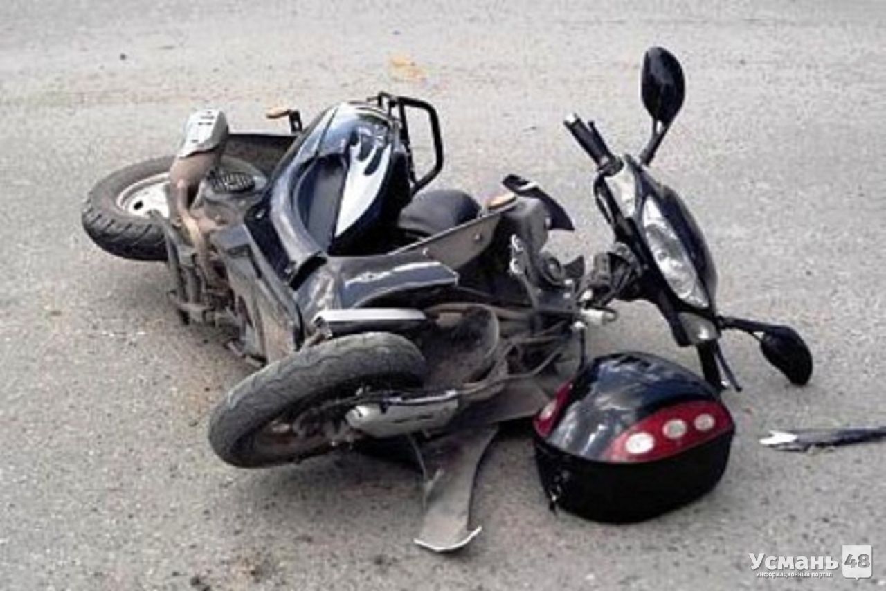 В Усманском районе 26-летний мотоциклист разбился насмерть, столкнувшись с иномаркой