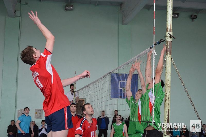 В Усманском районе прошли соревнования по волейболу