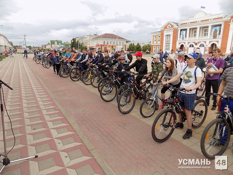 В Усмани прошёл велопарад «За здоровое будущее»