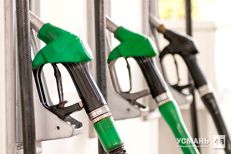 Биржевые цены на бензин выросли в первый рабочий день нового года