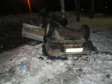 В Усмани «девятка» врезалась в дерево, 23-летний пассажир погиб