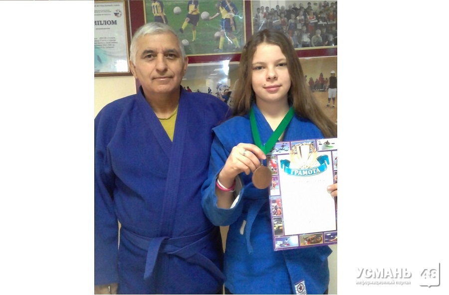 Усманская школьница стала бронзовой на турнире по самбо