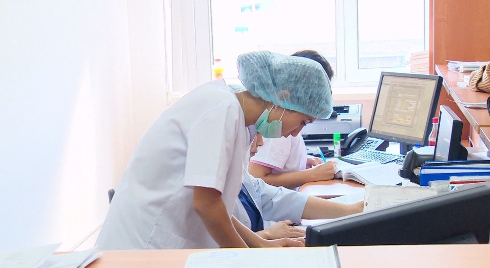 Житель Усманского района, на приеме руководителя регионального СКР, сообщил о зарплате медсестер ниже прожиточного минимума