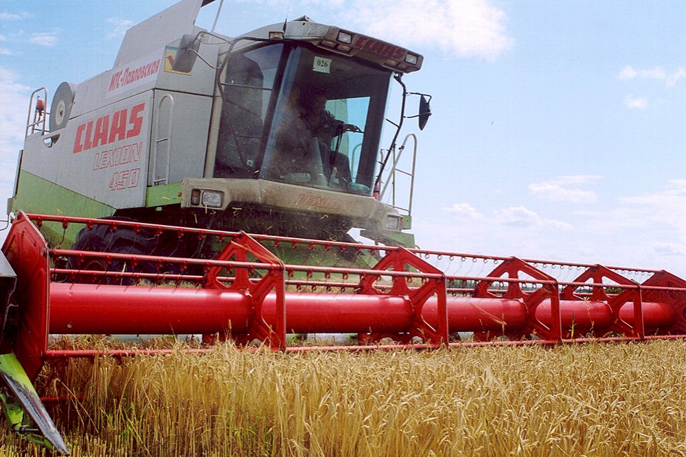 Два миллиона тонн зерна собрали в Липецкой области, убрав 70% засеянных площадей