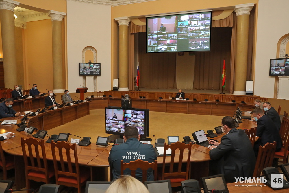 В Липецкой области прошло заседание оперативного штаба по ситуации с COVID-19