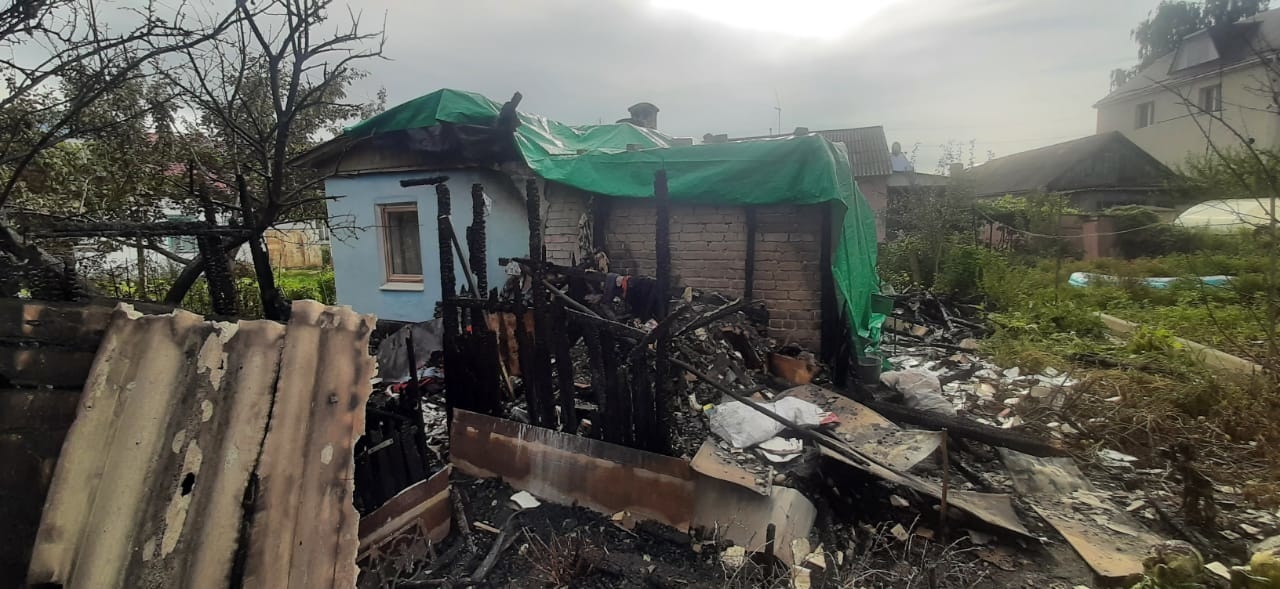 Сразу два пожара произошло накануне в Усманском районе.