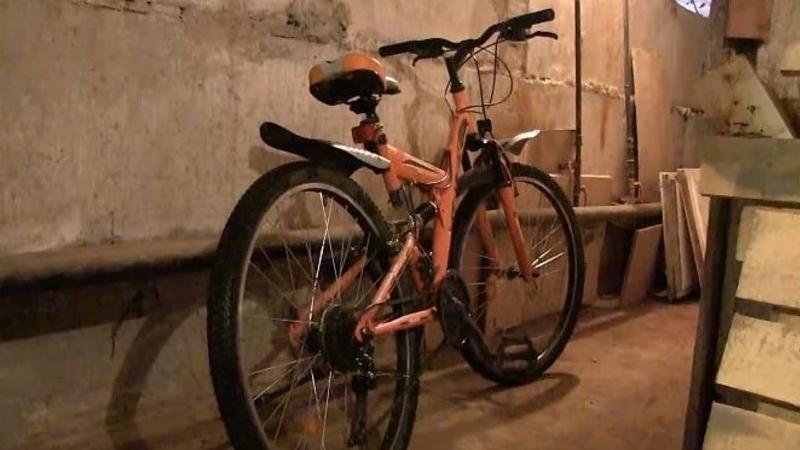 В Усмани пенсионерка похитила велосипед