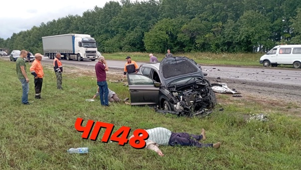 Шесть человек пострадали в аварии в Липецкой области.
