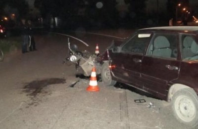 В Усмани в результате столкновения пострадали водитель мотоцикла и его пассажир