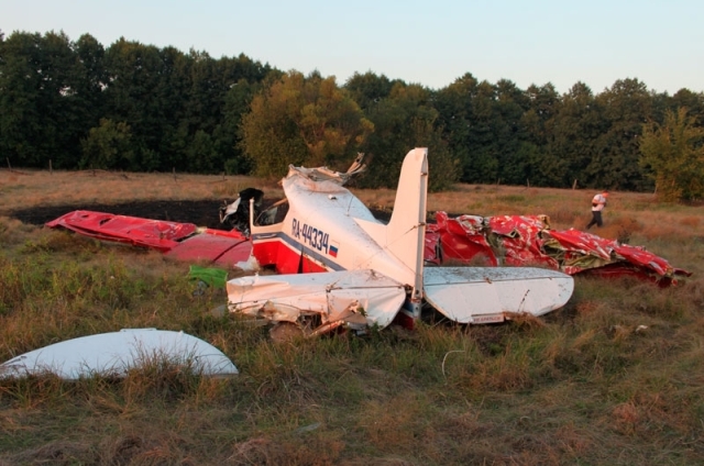 Пилот разбившегося самолета в Усманском районе не имел права управлять им