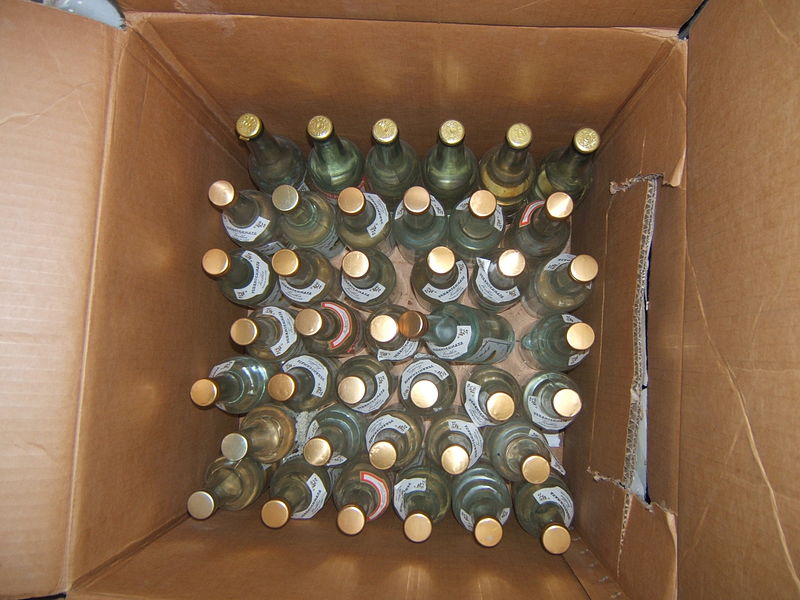 В Усманском районе продавали водку по заниженной цене