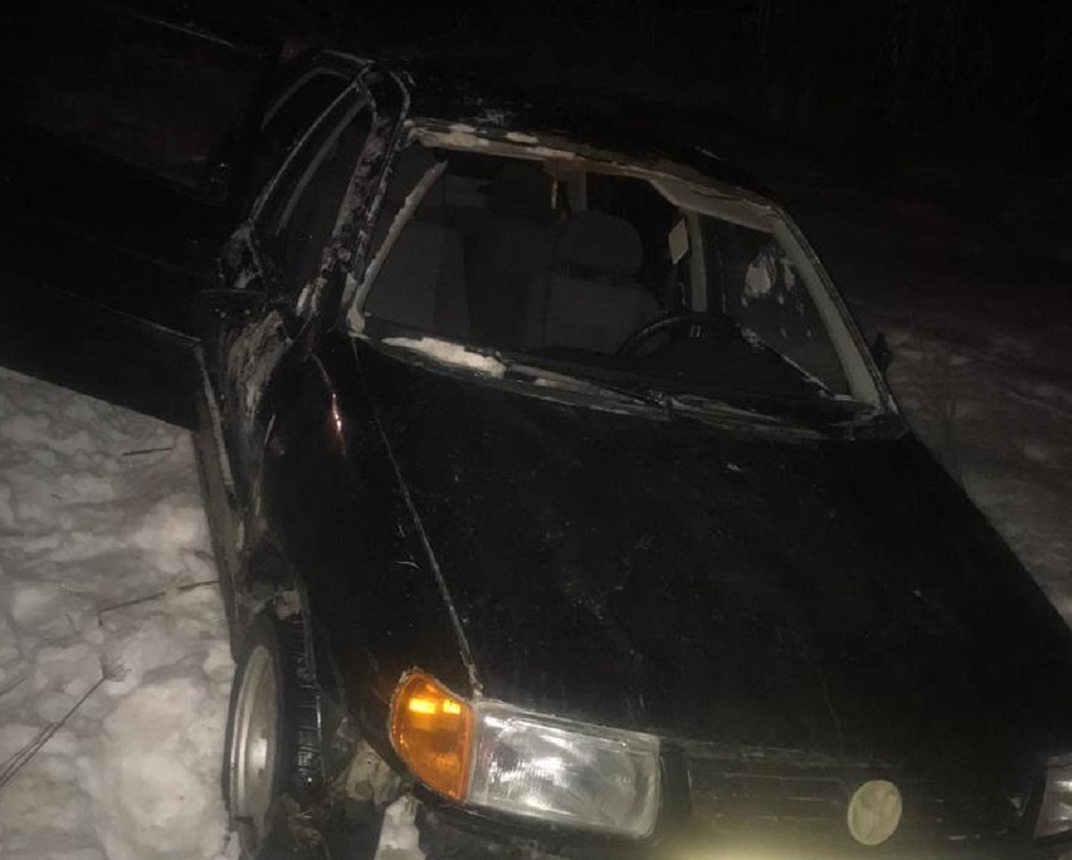 «Фольксваген» слетел с дороги на трассе Усмань – Студенки, пострадала 40-летняя женщина.